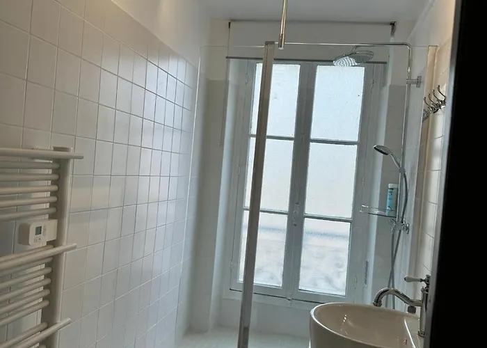 Maison Charme Centre * باريس